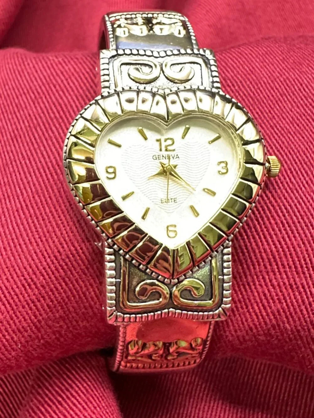 Geneva Elite Hinged Quartz Watch.  New Battery